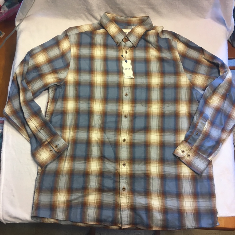 NWT‎ Men’s Button up top Rowm